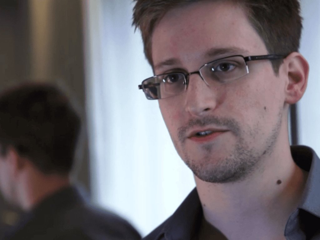 Le consultant de la NSA Edward Snowden le 6 juin 2013. Crédit : The Guardian / AFP