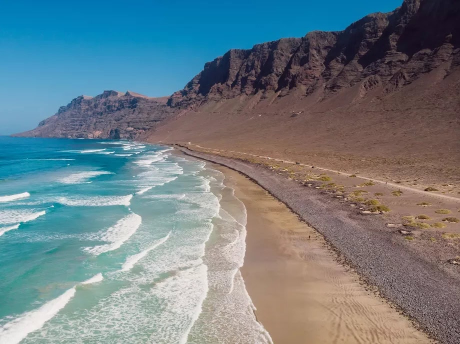 Plage de Famara (2)